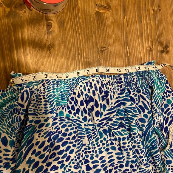 Lilly Pulitzer Nita Off The Shoulder Top fish - Picture 5 of 5